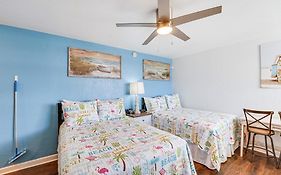 Remodeled Studio Condo On Daytona Beach!